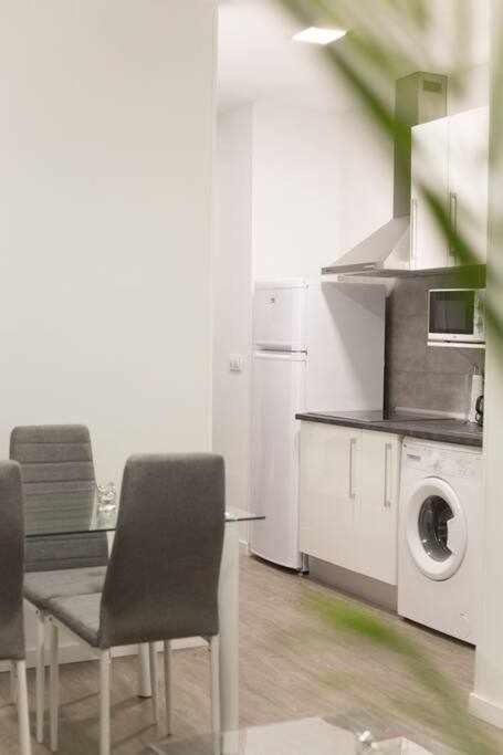 Comodo Y Agradable Estudio En Madrid Centro A2 Εξωτερικό φωτογραφία