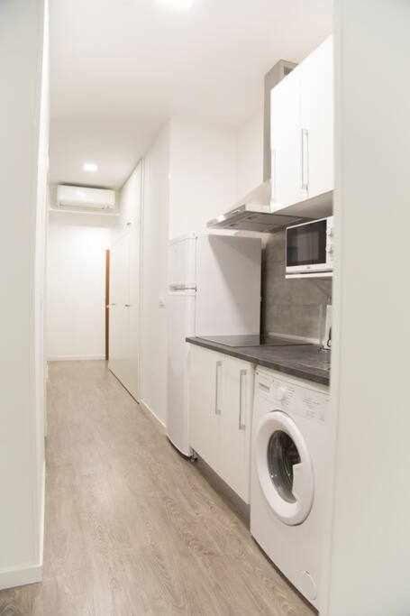 Comodo Y Agradable Estudio En Madrid Centro A2 Εξωτερικό φωτογραφία